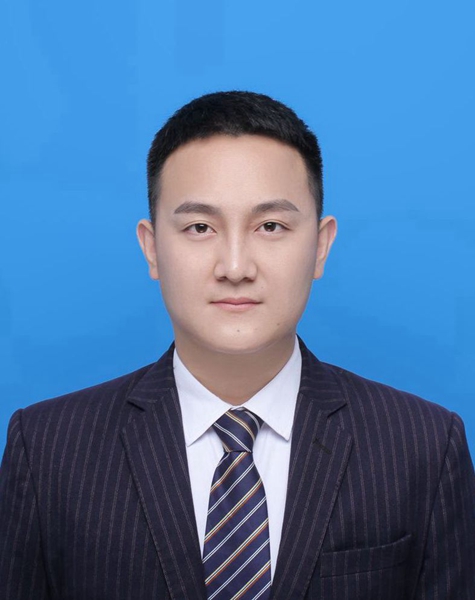 PikJ_1679409503052061094.jpg 贺小龙2.jpg